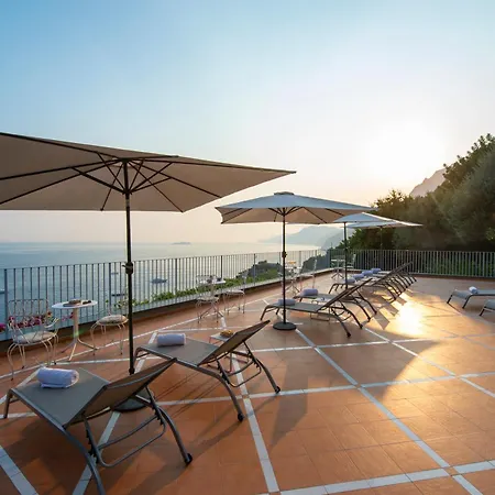 فندق Il Barilotto 3*